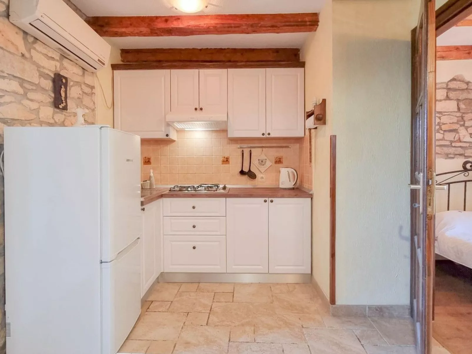 Für 2 Personen ca. 30 m&sup2; in Novigrad, Adriaküste Kroatien (Westküste von I - Binnen