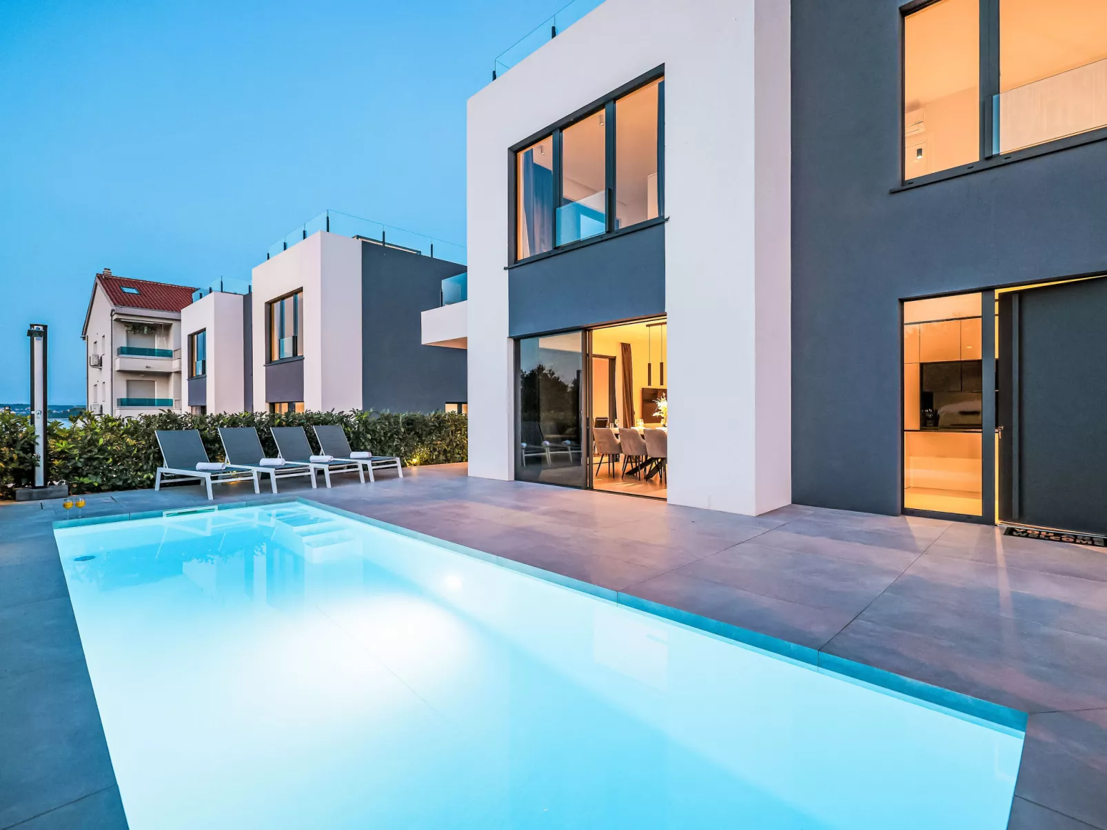 Magic Sky 2 - Buiten