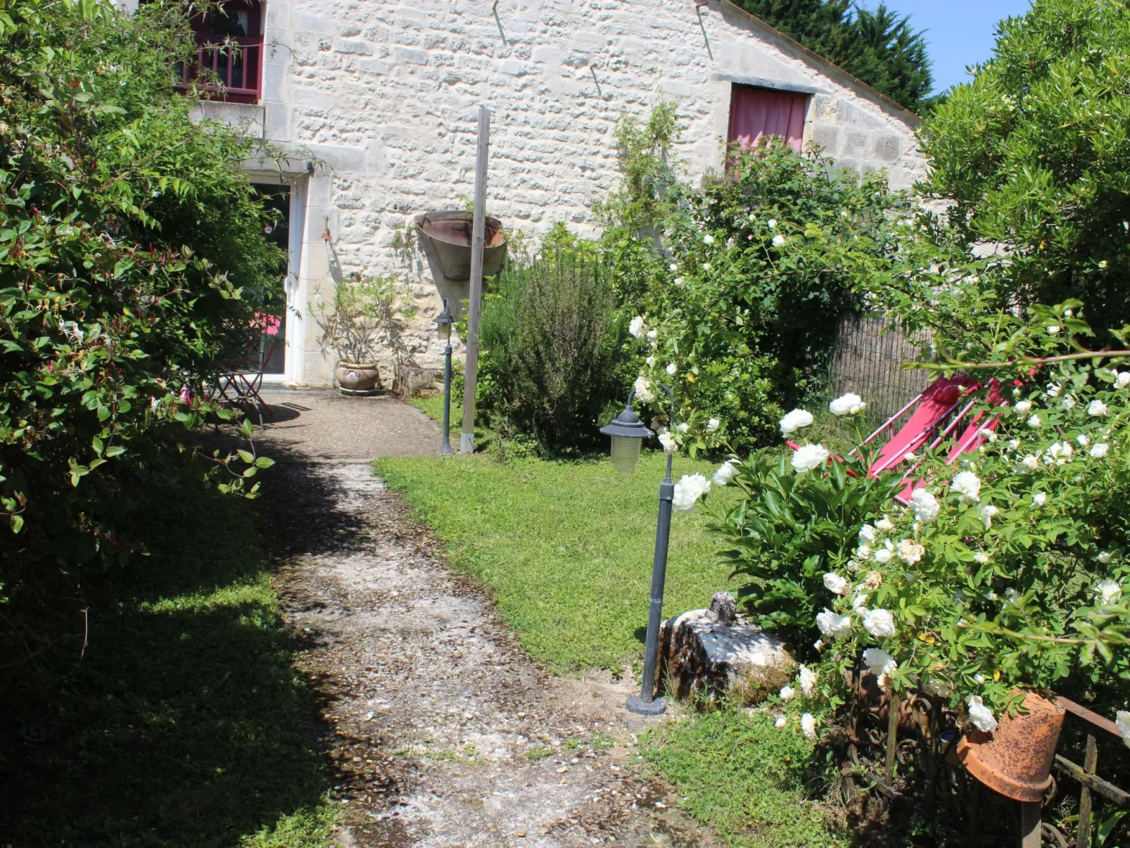 Haus "l'Ecurie" mit Terrasse und Garten - Image-tags.info