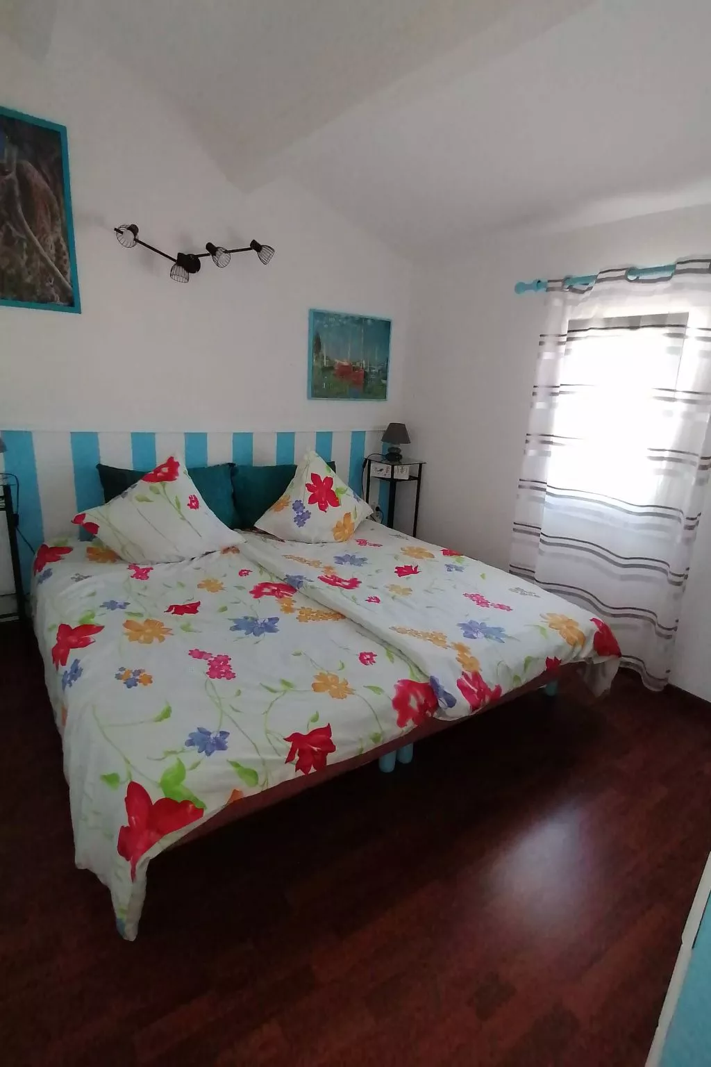 Maison Bleu - Binnen