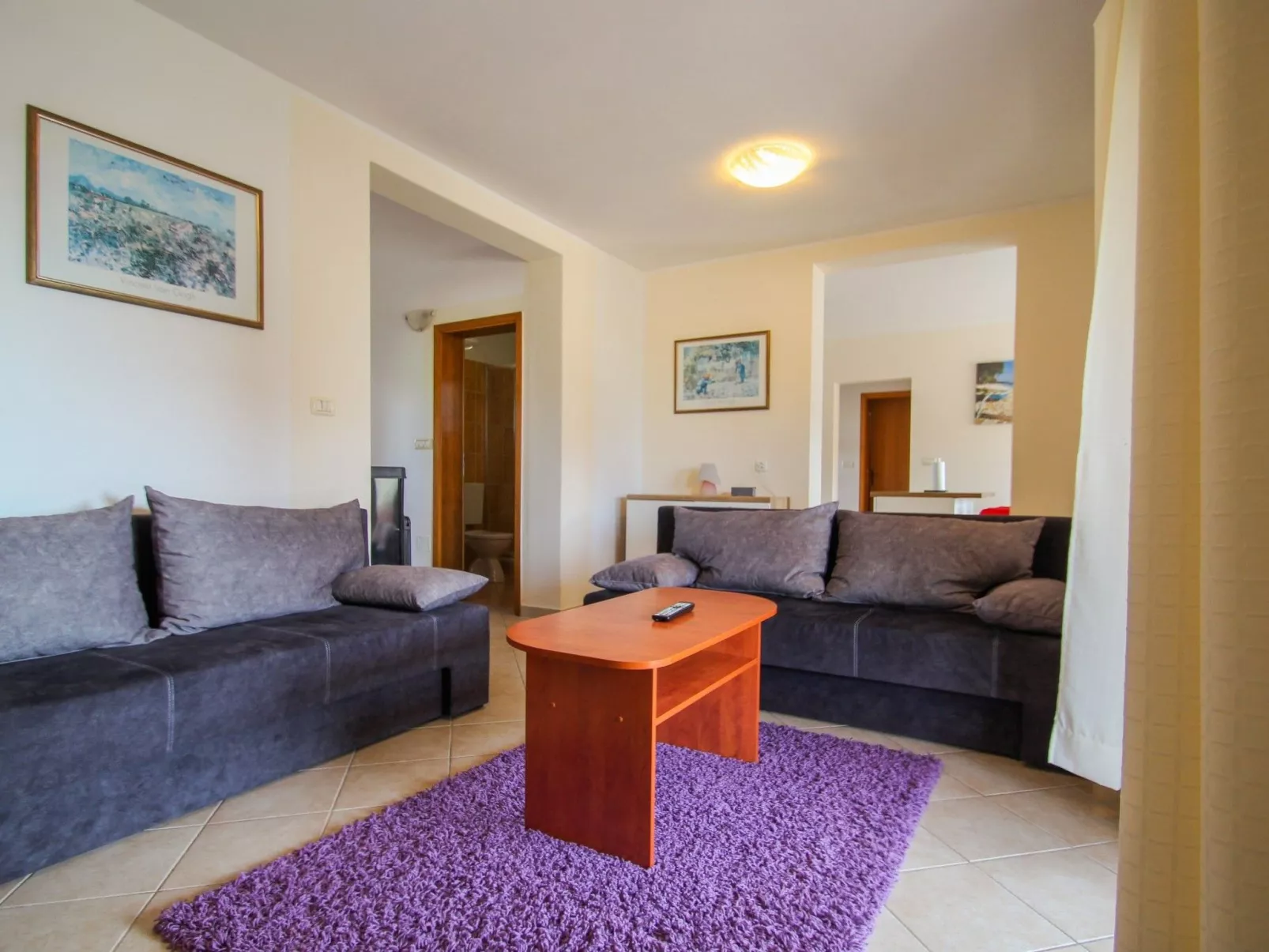 Mit Terrasse für 4 Personen - Binnen