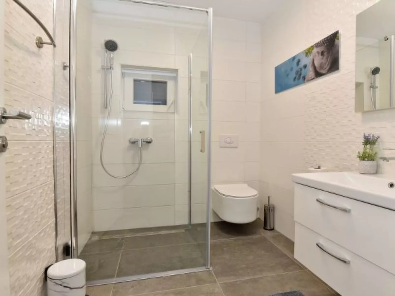 Villa Pinia with pool, Zadar - Image-tags.info