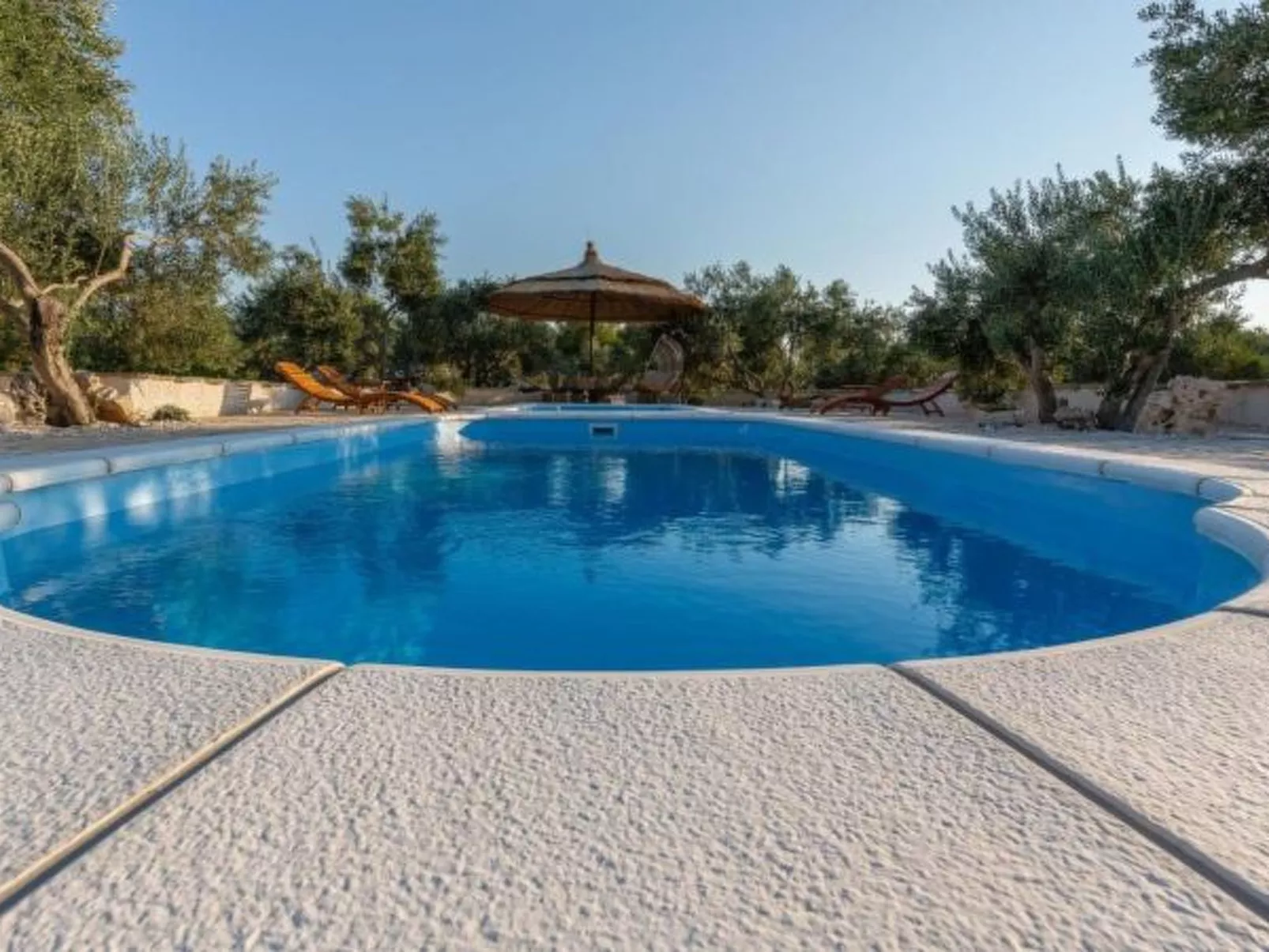 Eco Villa Solus with pool - Image-tags.info