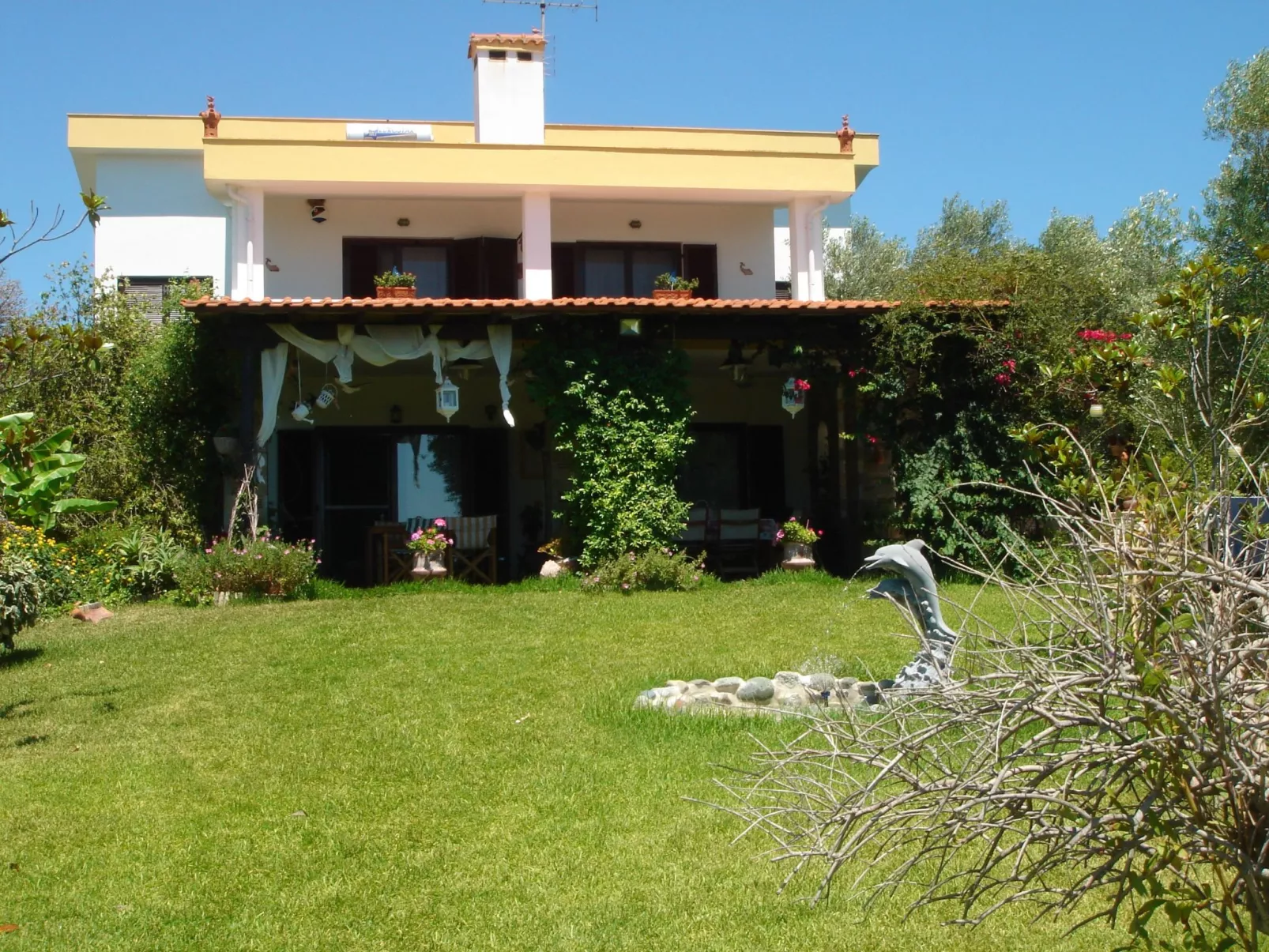 Aus dem Garten direkt an den Strand - Buiten