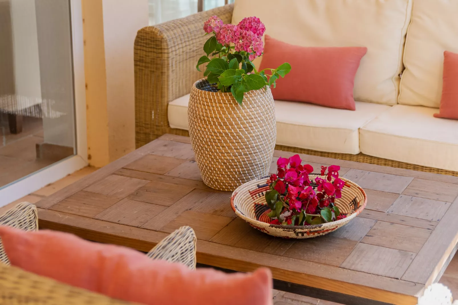 Charming Andalusian-Style Beach Villa - Terras