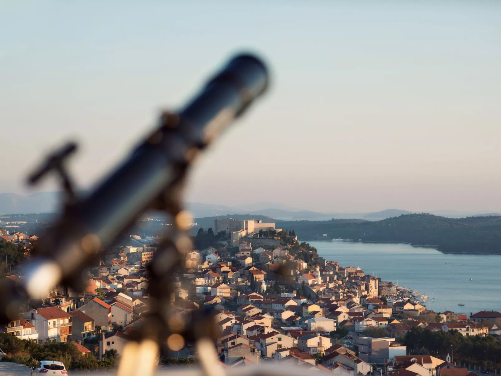 Für 3 Personen und 1 Kind in Sibenik, Dalmatien - Image-tags.info