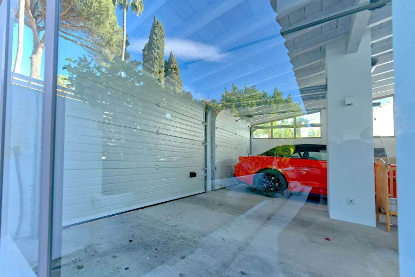 Contemporary & Very Spacious Villa Puerto Banus - Image-tags.garage