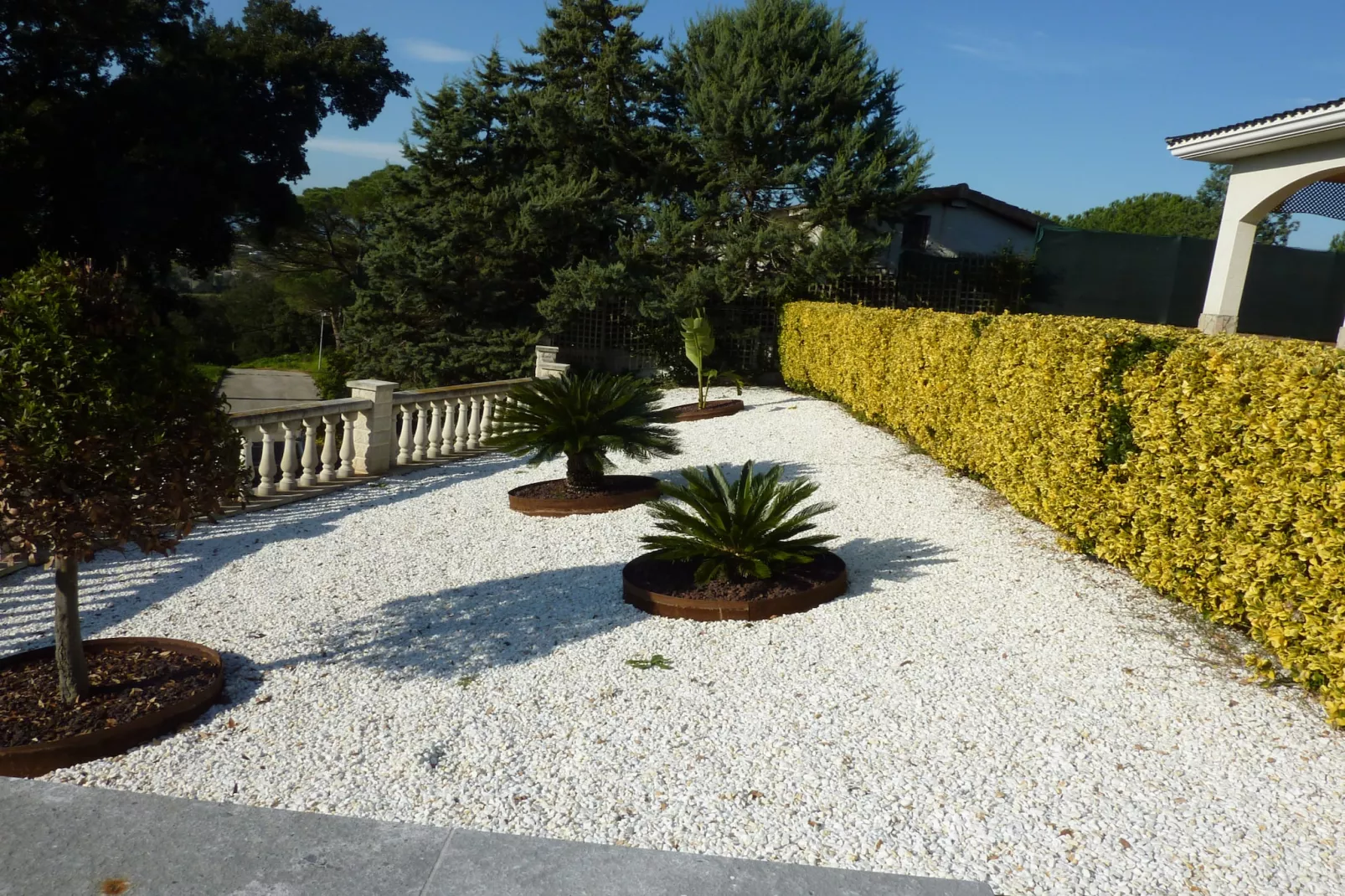 Vivalidays Villa Kiros - Tuinen zomer