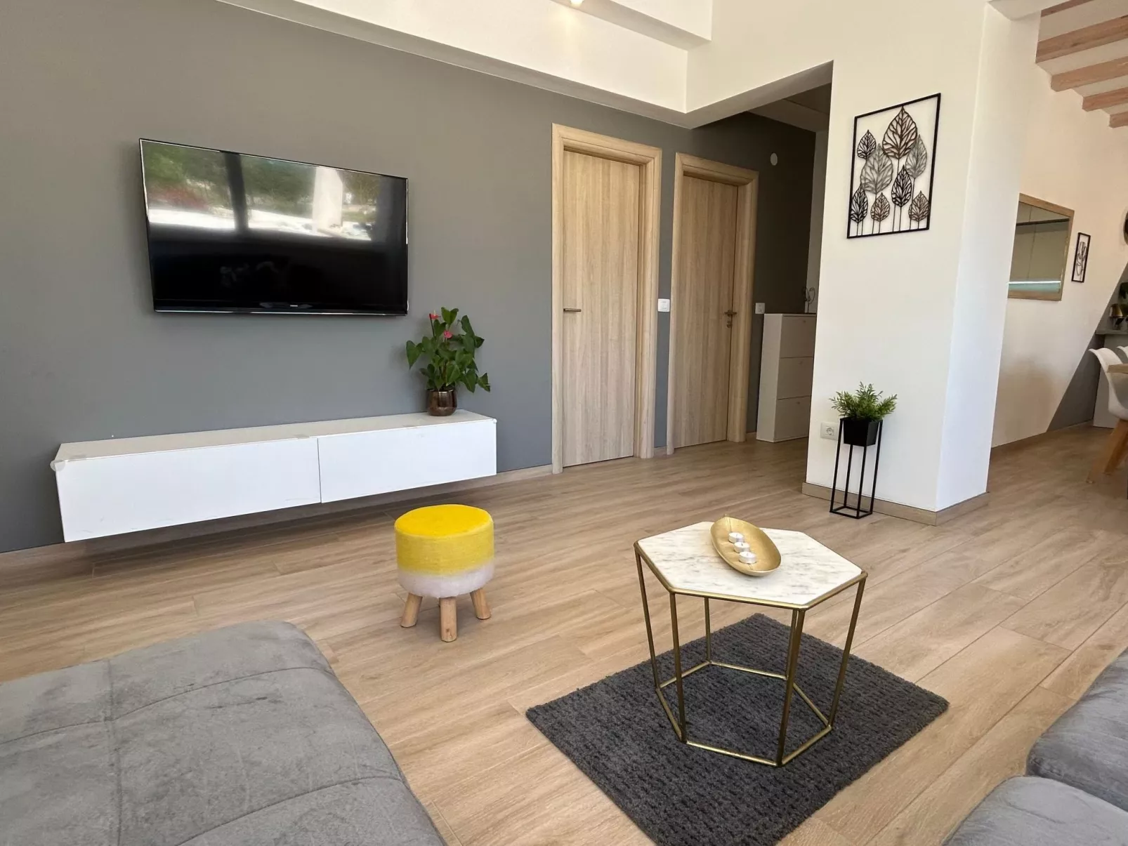 Diva mit privatem Pool - Binnen