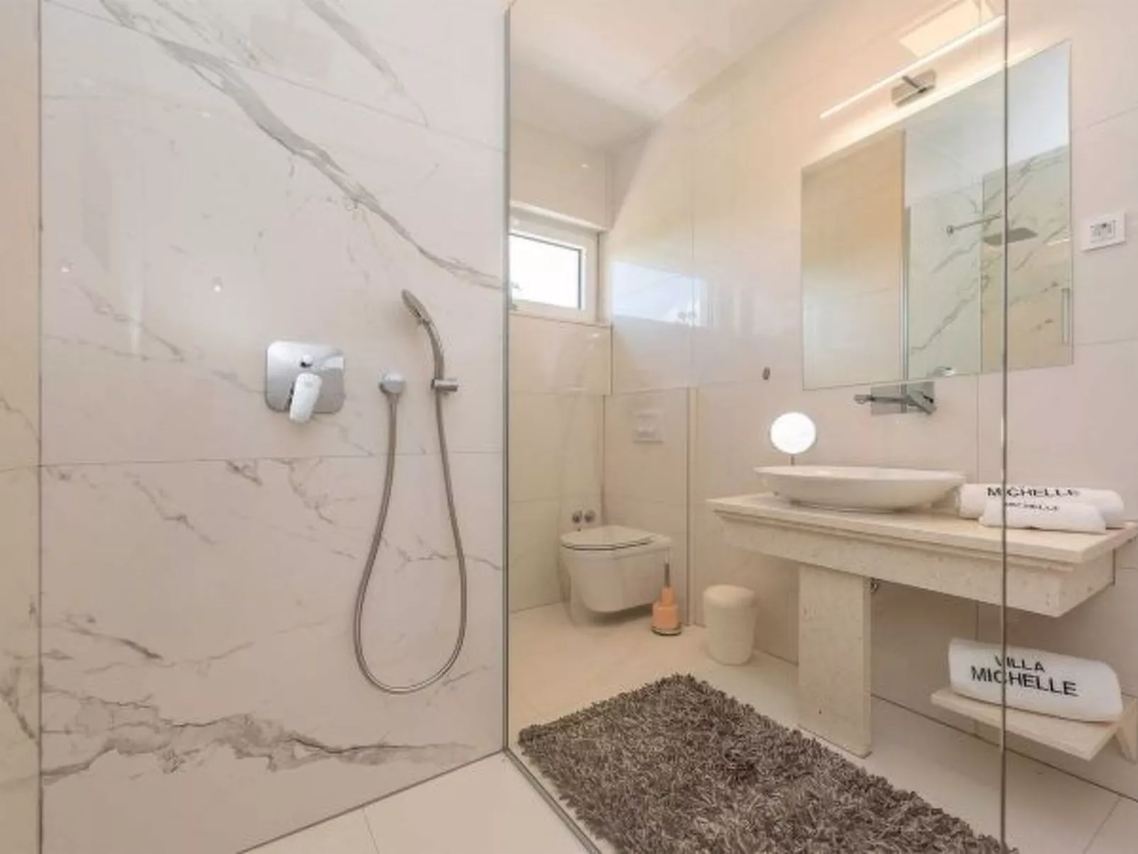 Luxury Villa Michele with infinity pool - Image-tags.info