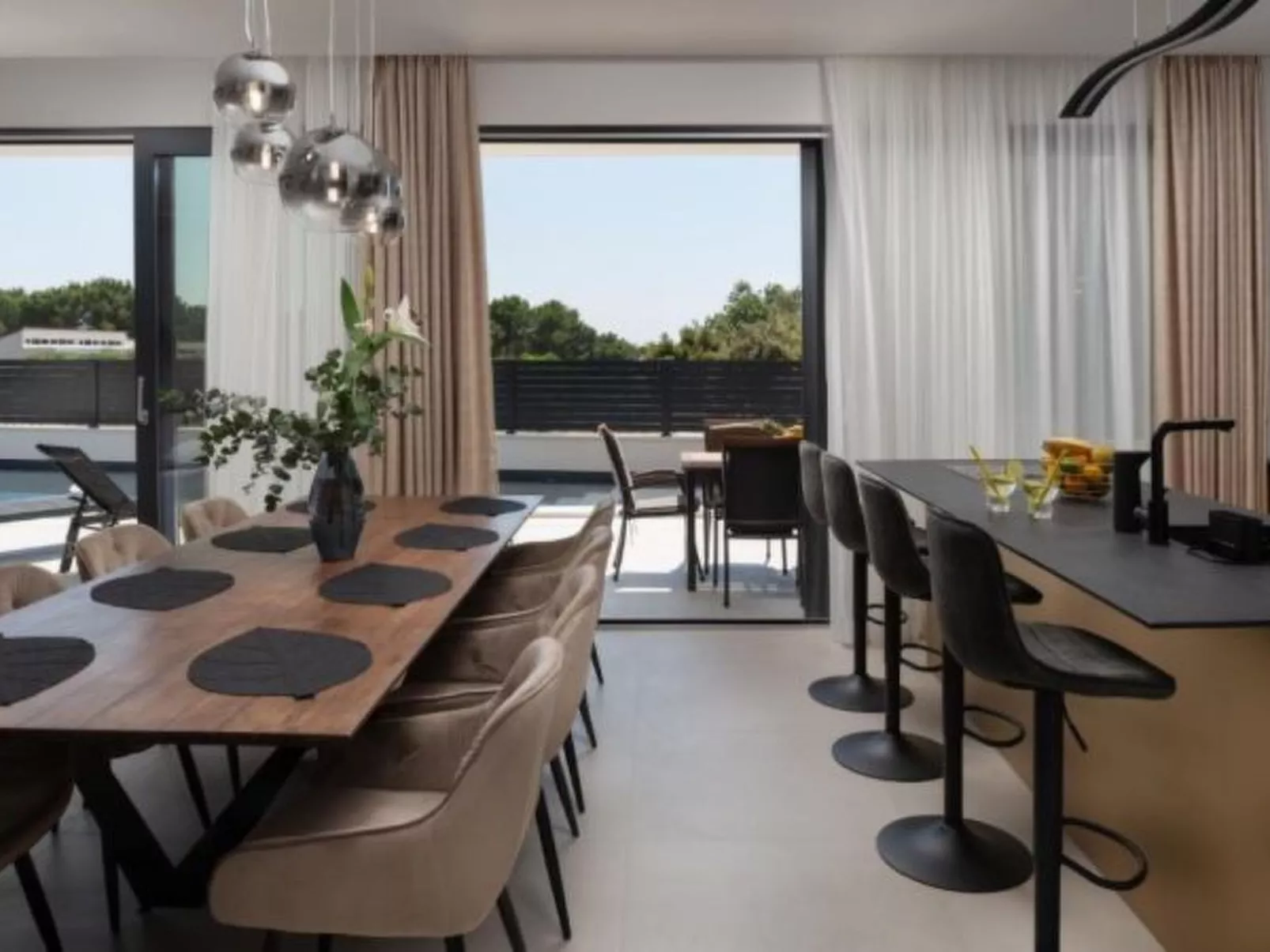 Villa Barbara with heated pool - Image-tags.info