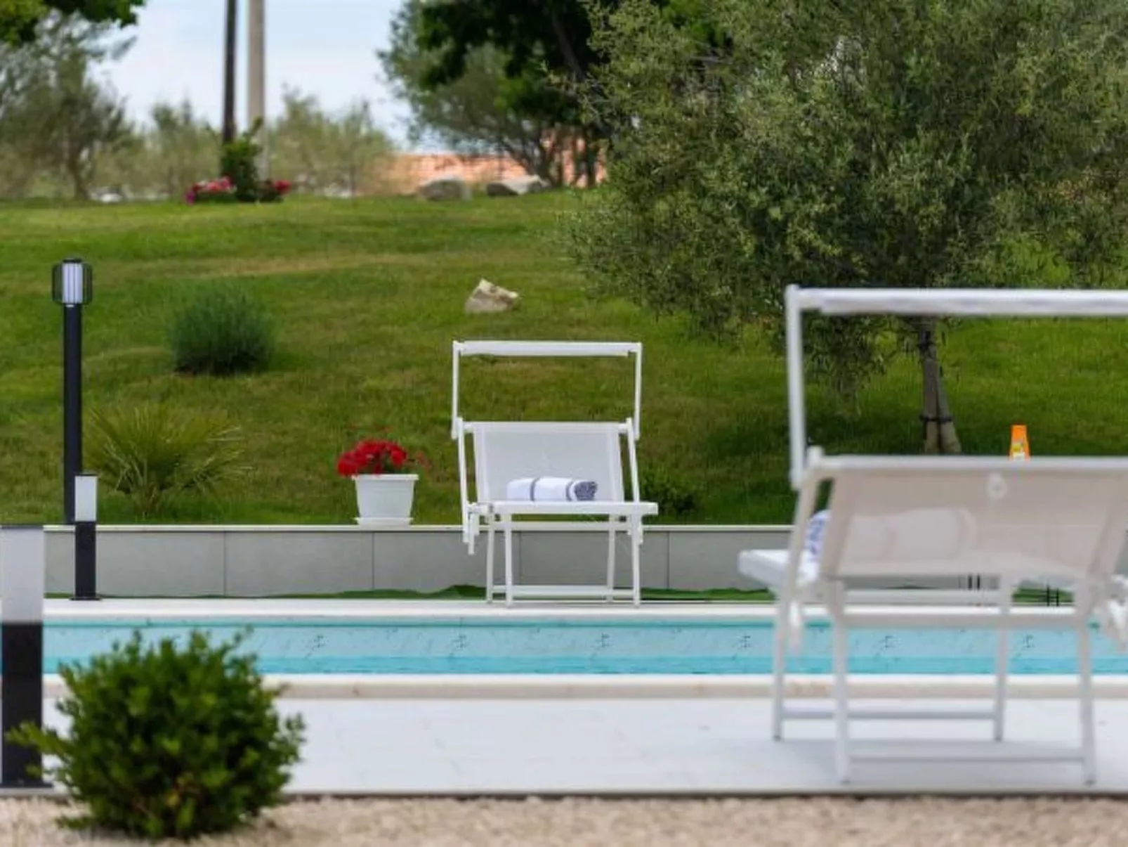 Luxury Villa Maria with large pool - Image-tags.info