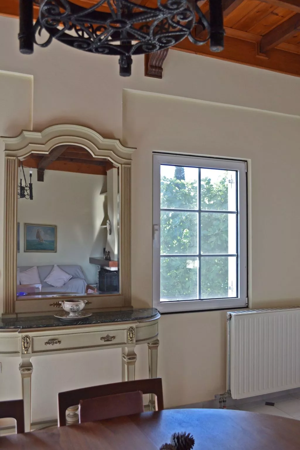 Anwesen mit Garten, Grill und Terrasse - Image-tags.info