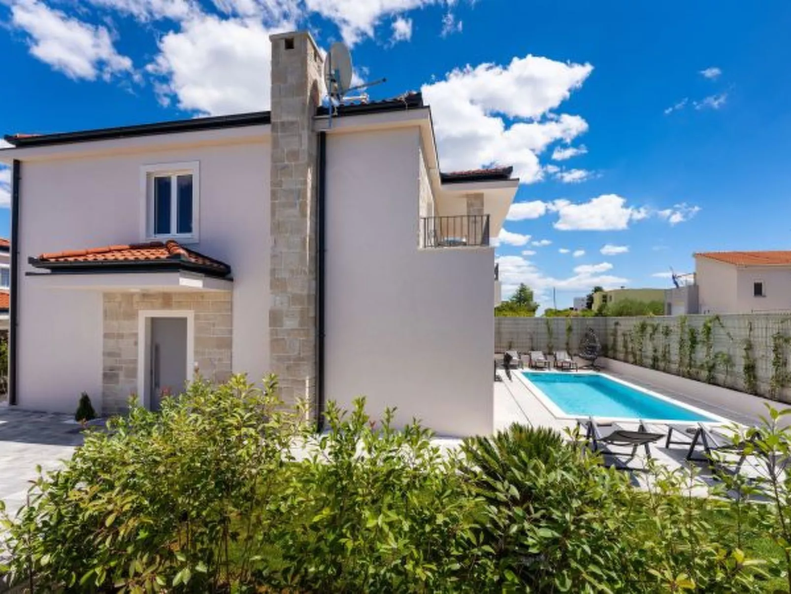 Villa Casa Coral With pool - Buiten