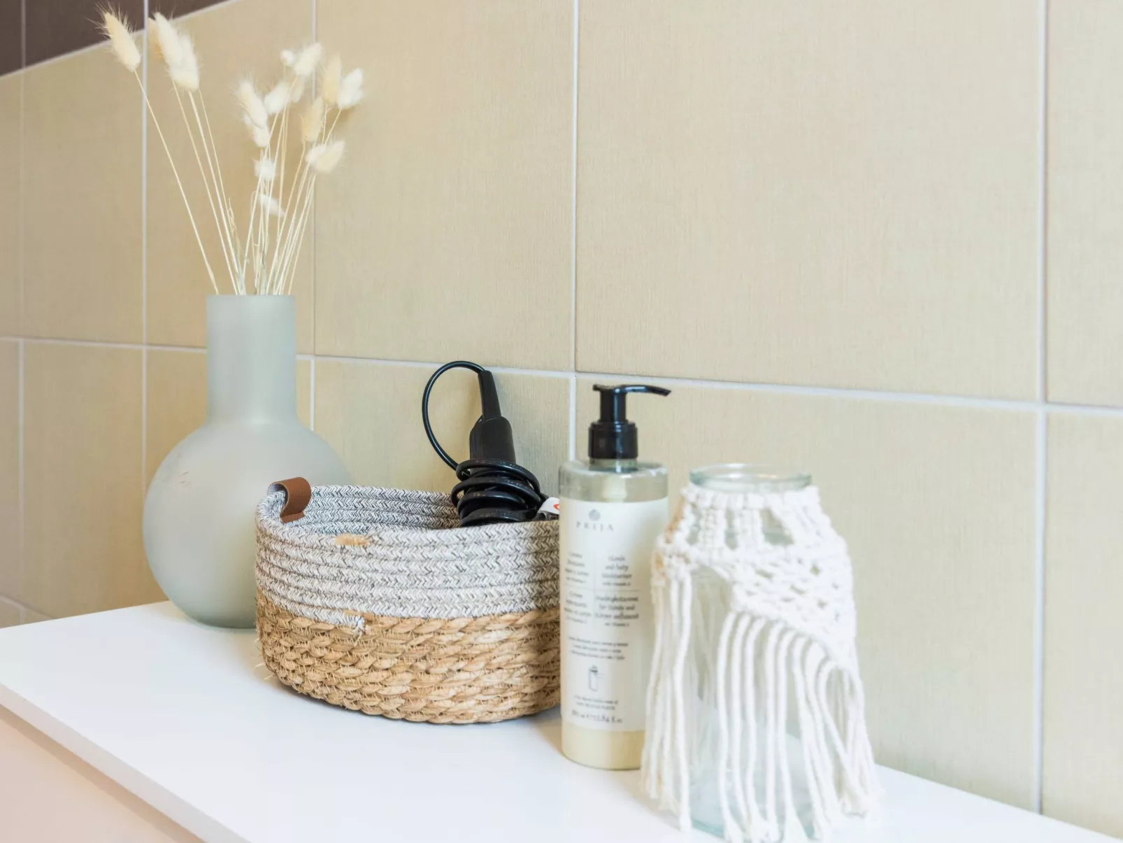 Schiller Apartment im Zentrum von Hof. Küche, Parkplatz, 250MBit Wlan - Binnen