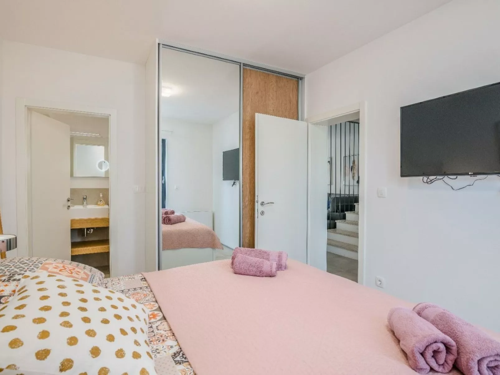 Für 6 Personen ca. 130 m&sup2; in Novigrad, Adriaküste Kroatien (Westküste von - Binnen