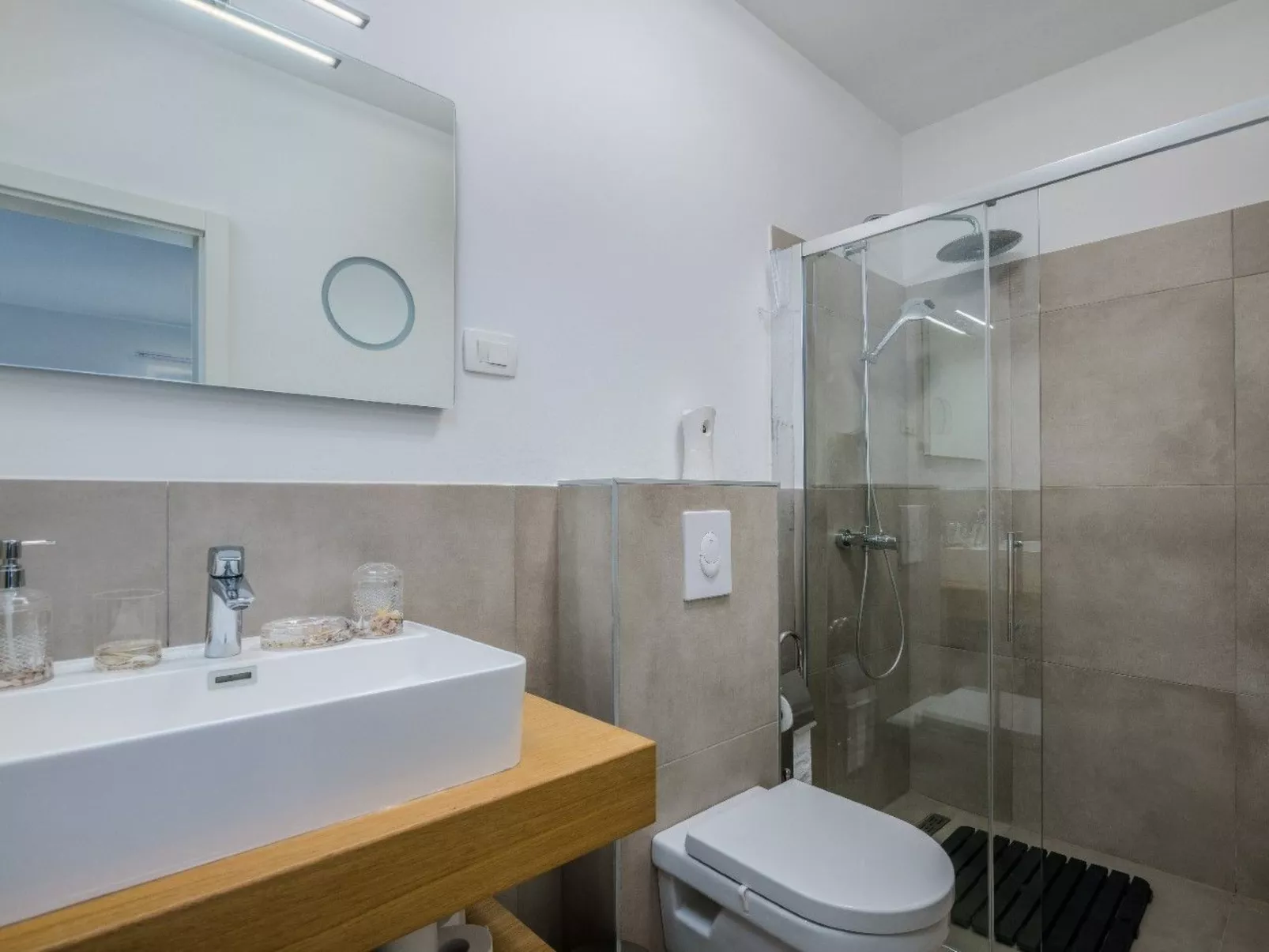 Für 6 Personen ca. 130 m&sup2; in Novigrad, Adriaküste Kroatien (Westküste von - Binnen