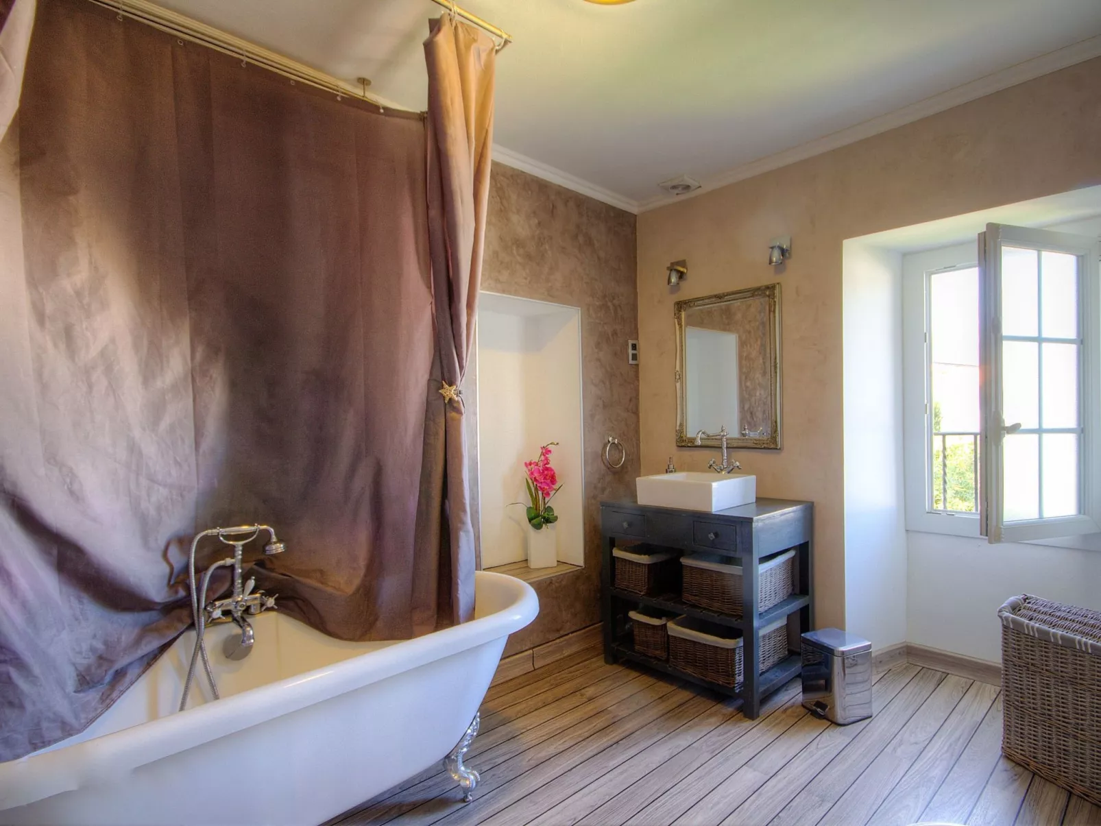 Exklusivität Korsika, Steinhaus mit Charme - Binnen