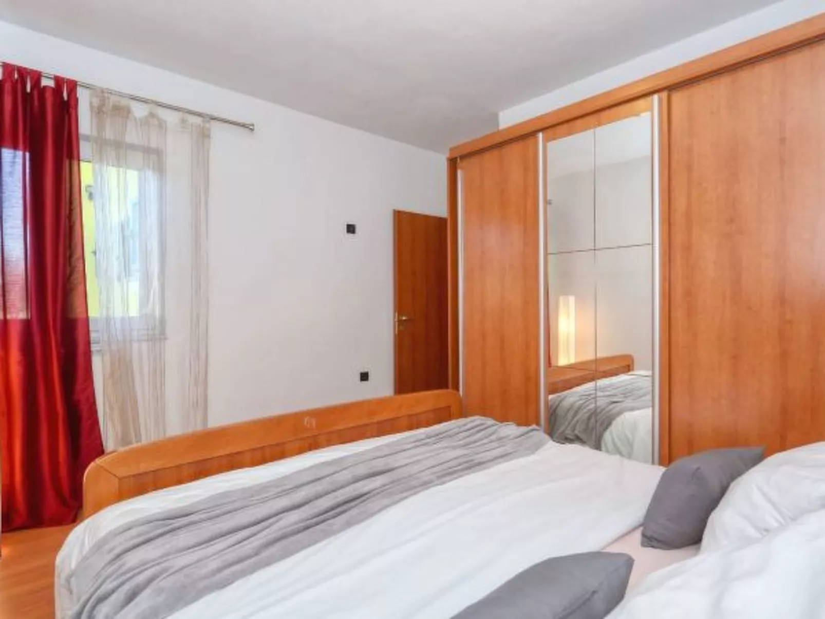 Villa Ana with large pool - Image-tags.info