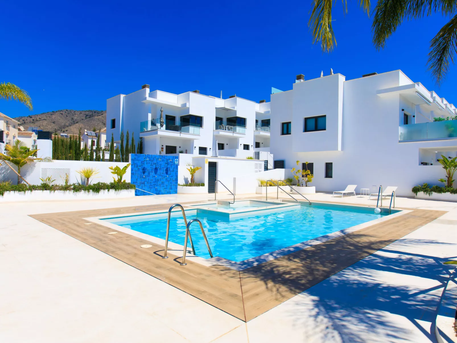 Nerja centrally located - Buiten