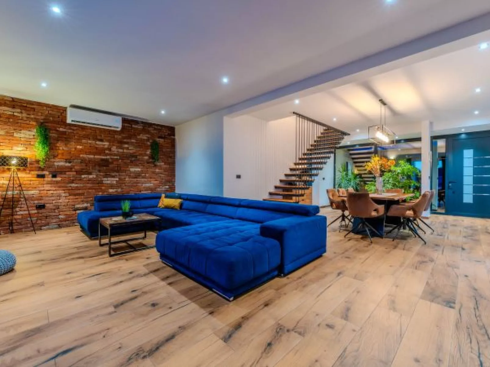 Beautiful villa Lara in Vrana with pool - Image-tags.info