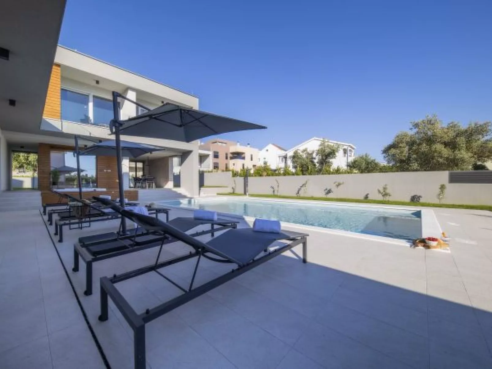 Luxury villa Mary Lou with pool and spa area - Image-tags.info