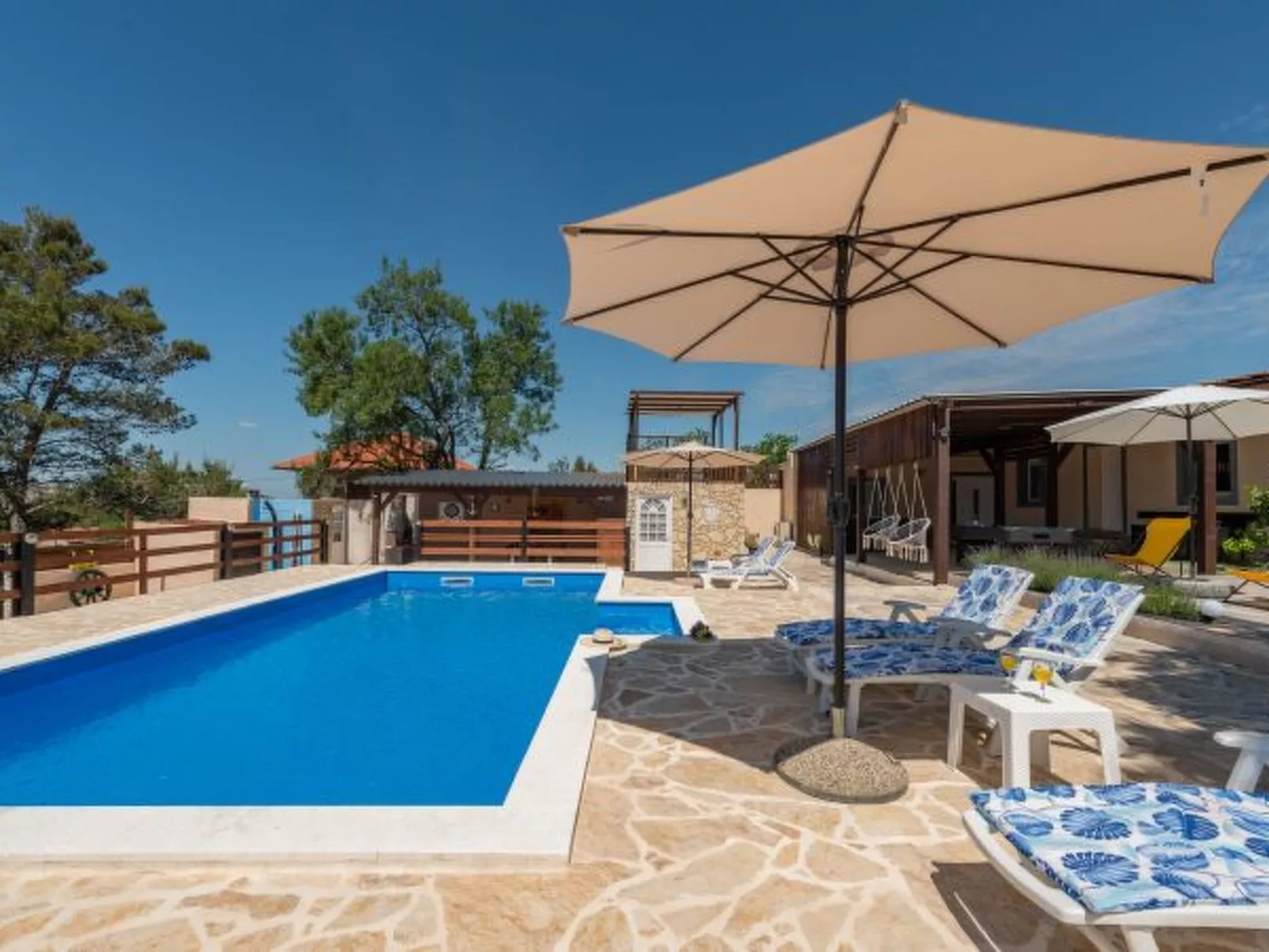 Holiday Home Burgija - Image-tags.info