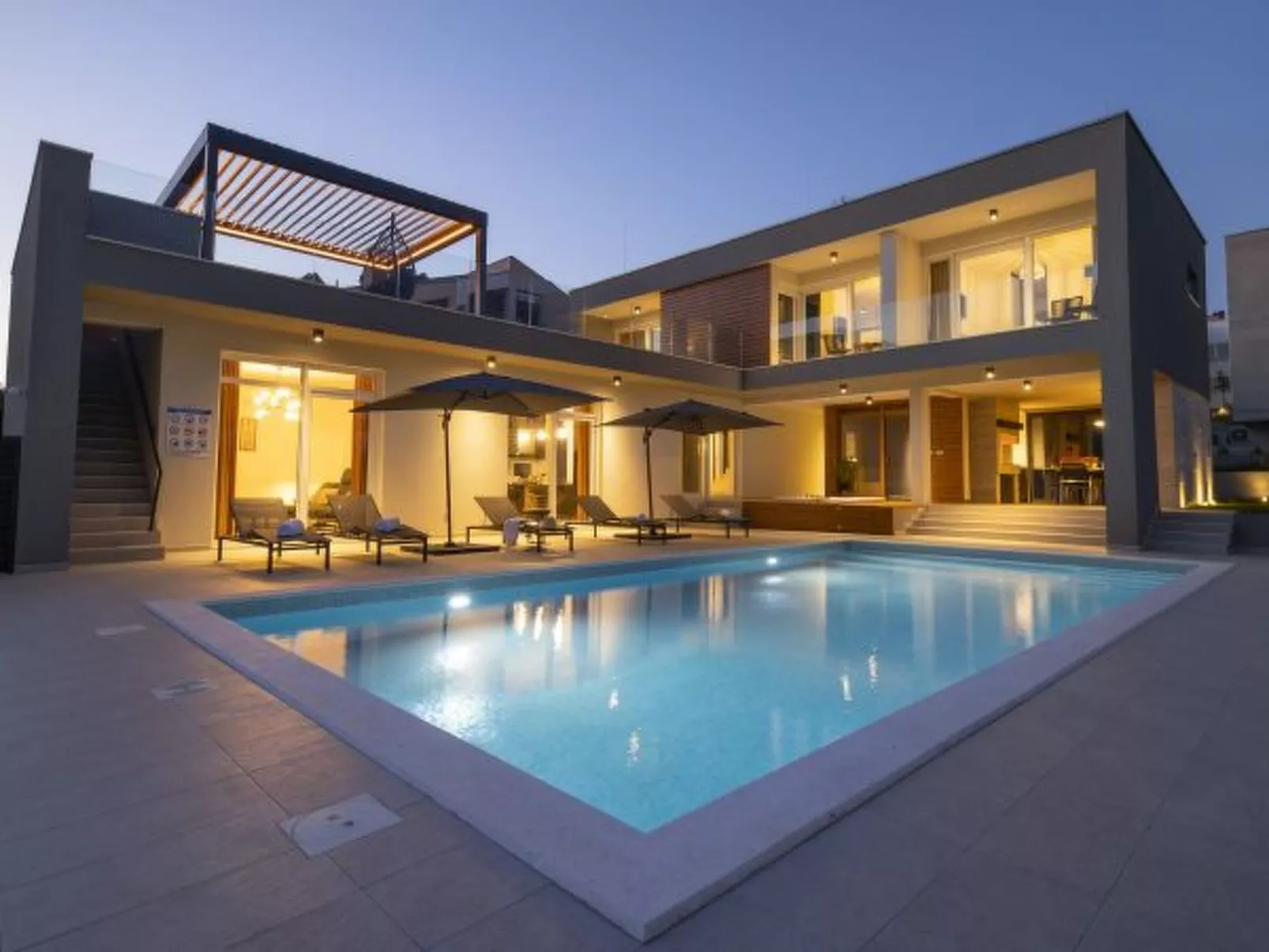 Luxury villa Mary Lou with pool and spa area - Image-tags.info