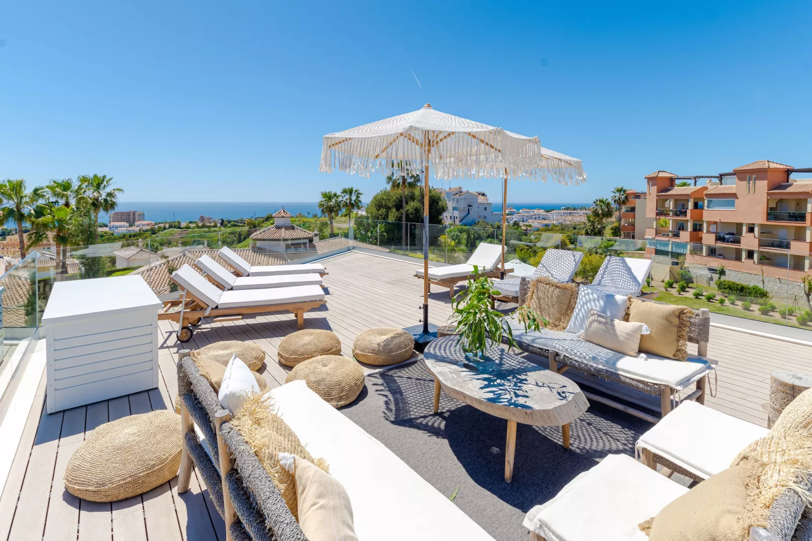 Unique & Luxurious Villa with Heated Pool! - Terras