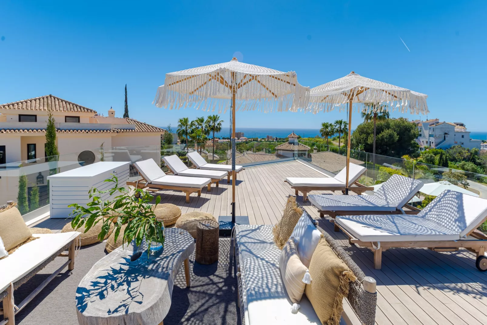 Unique & Luxurious Villa with Heated Pool! - Terras