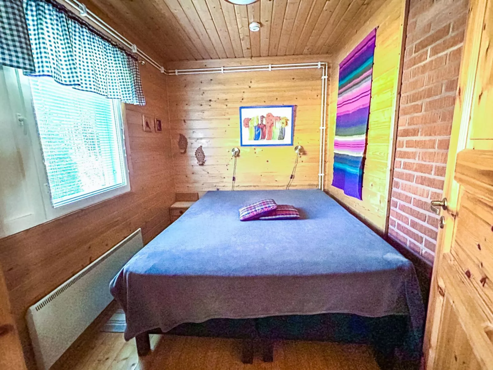 Majavanpesä - Binnen