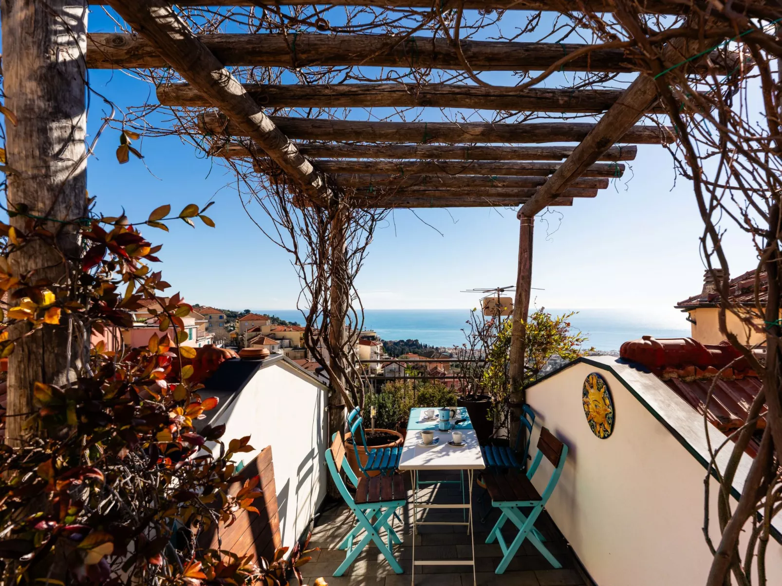 Terrazza con glicine - Buiten