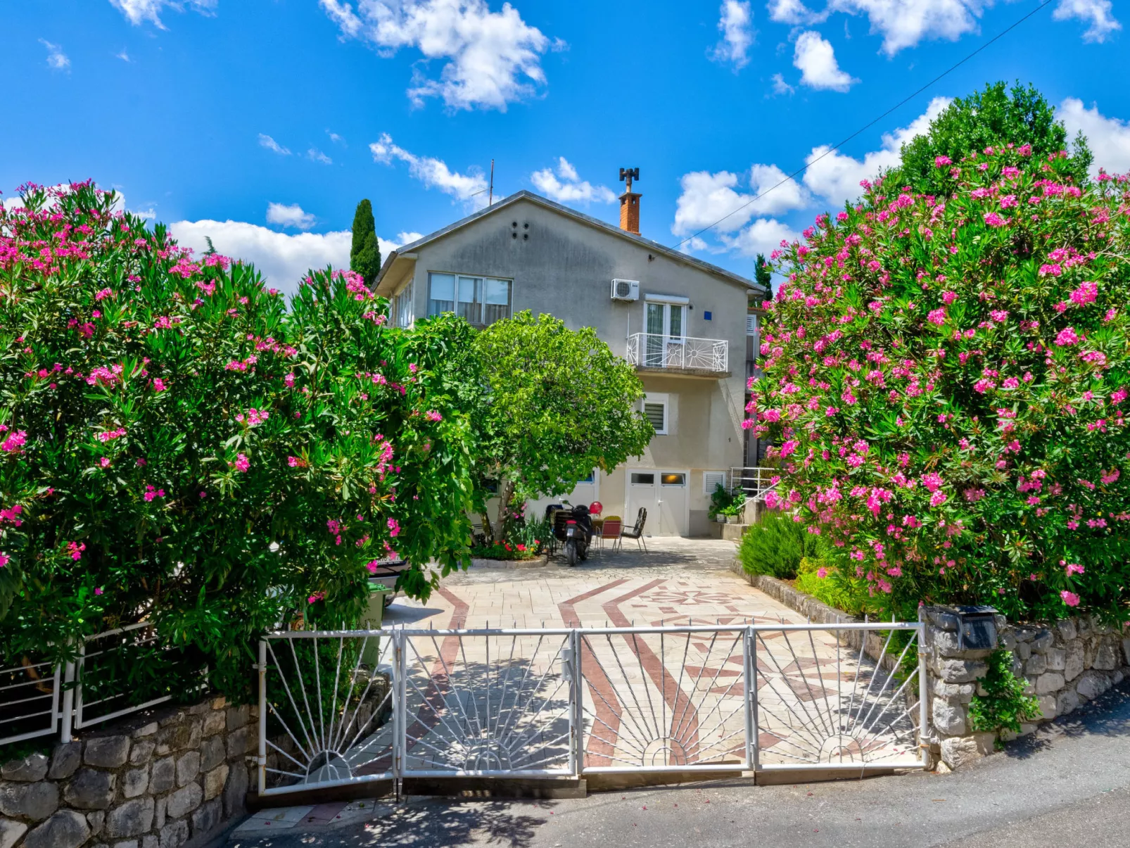 BENKO 1 / HR-10087-01