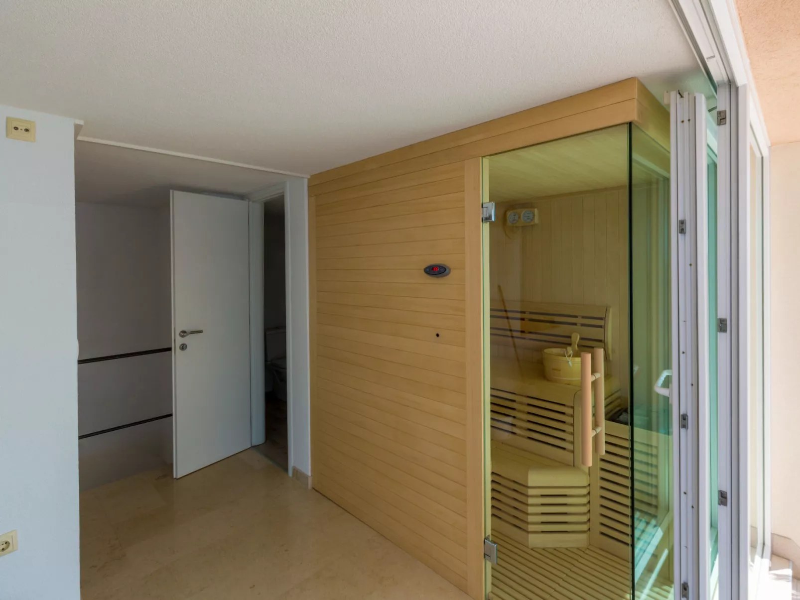 DOMINO Brown (12) / HR-09132-01