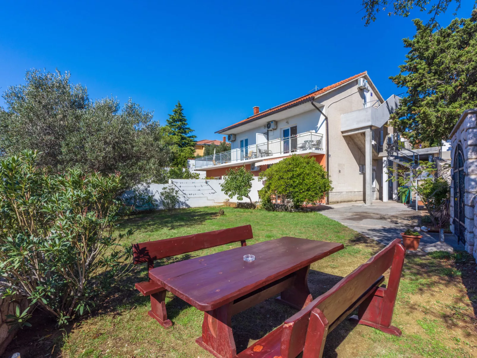 Brzica 3 - potkrovlje / HR-10986-03