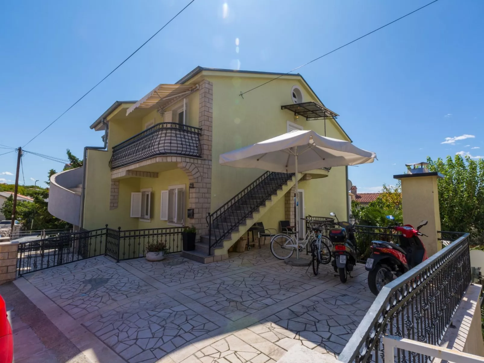 STIVIC 1 / HR-08046-02