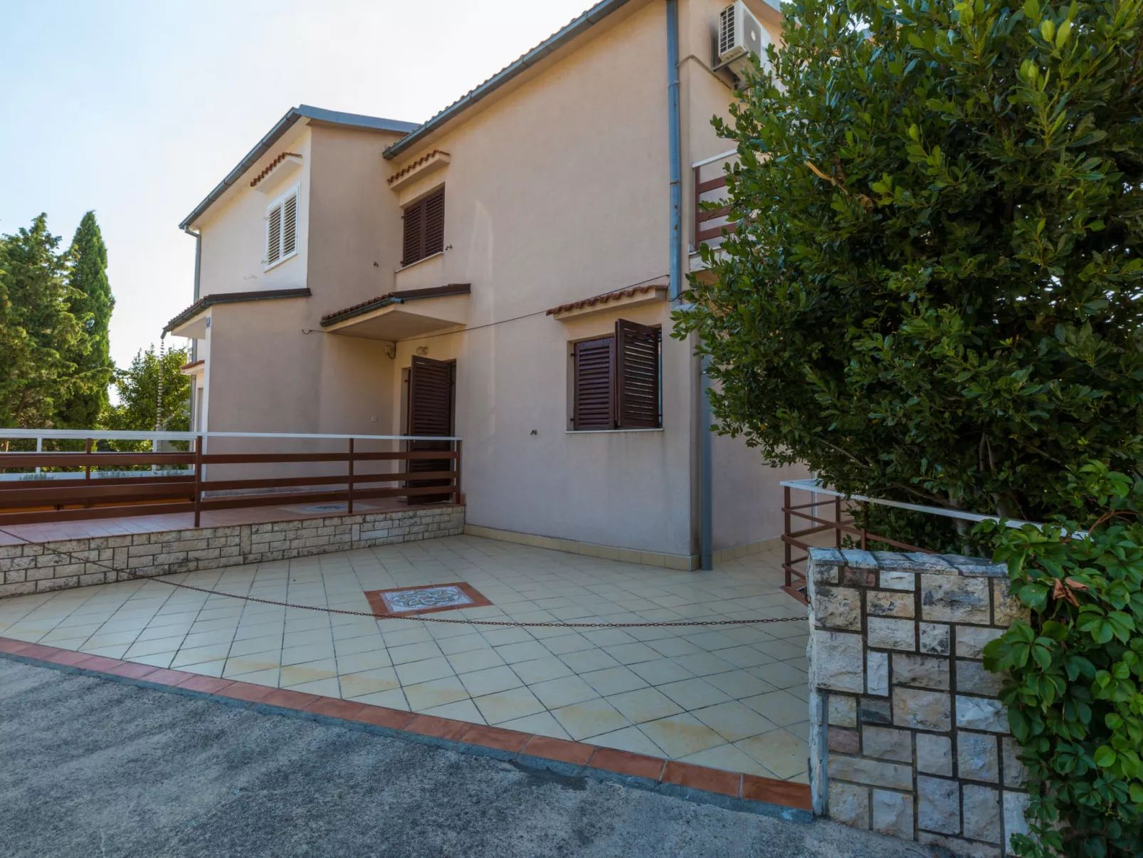 JULIA - SELCE 1 / HR-10014-03