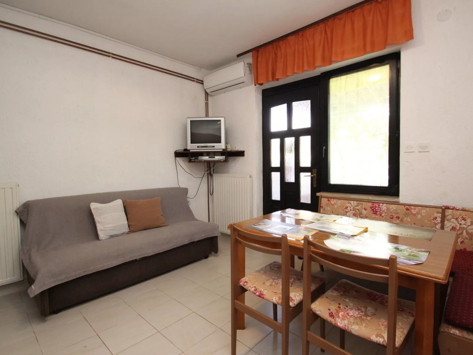 Apartment Sasa B4 / HR-11069-01