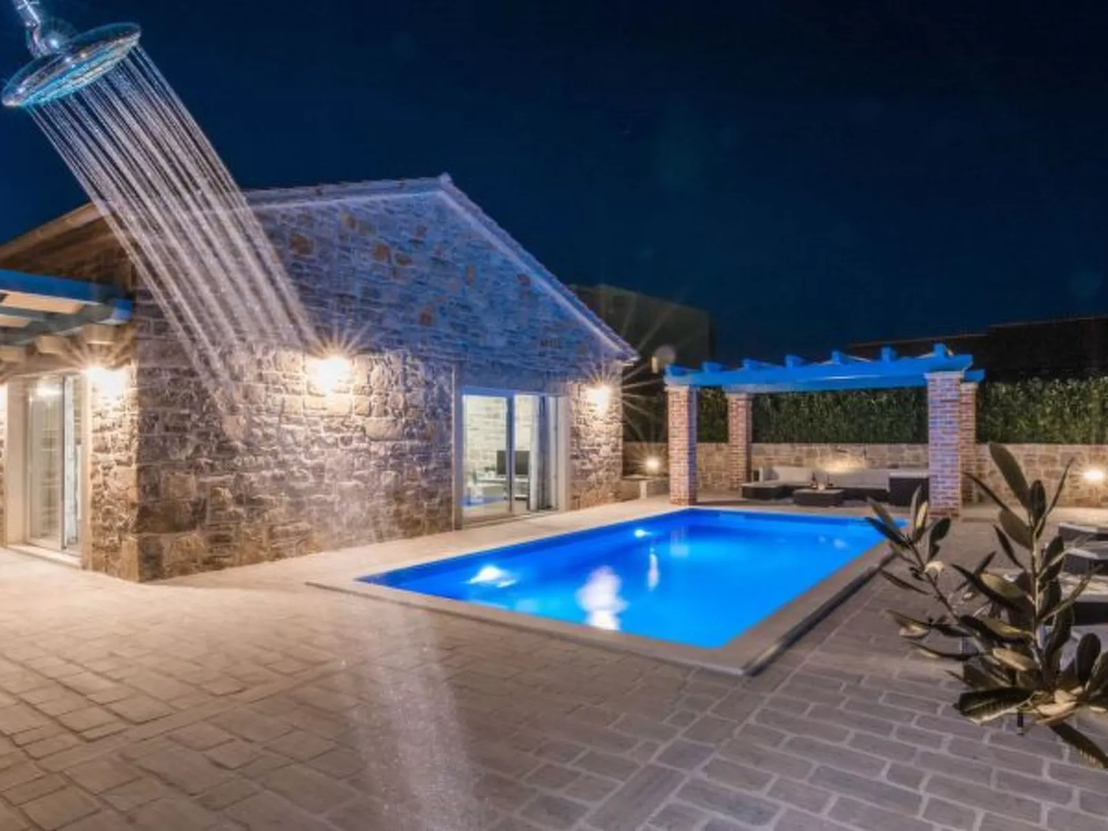 Stone Villa Gelosia Rustica with heated pool