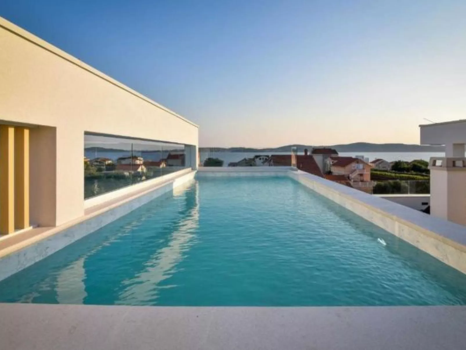 Villa La Perla Apt 2 4+2 with heated rooftop pool