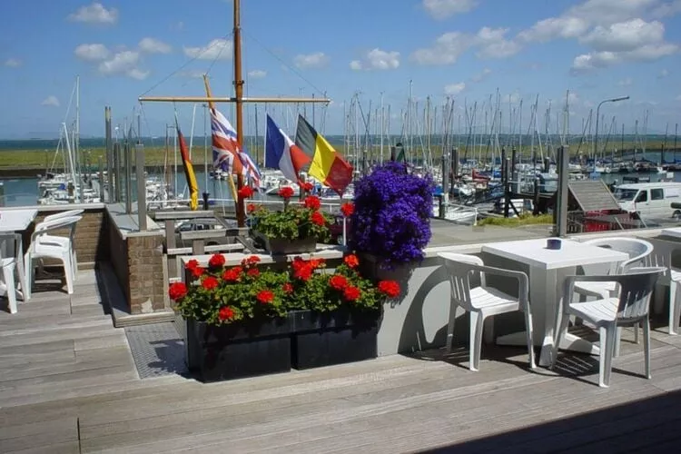 Luxe Beveland met zwembad  sauna-Gebieden zomer 5km
