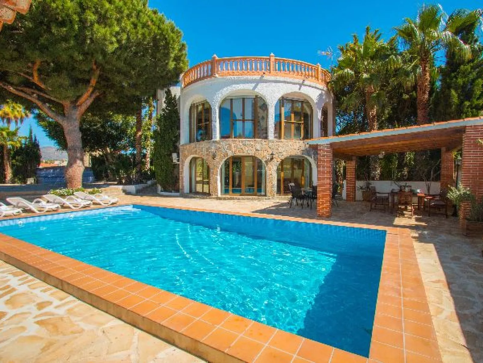 Villa Cintya - PlusHolidays