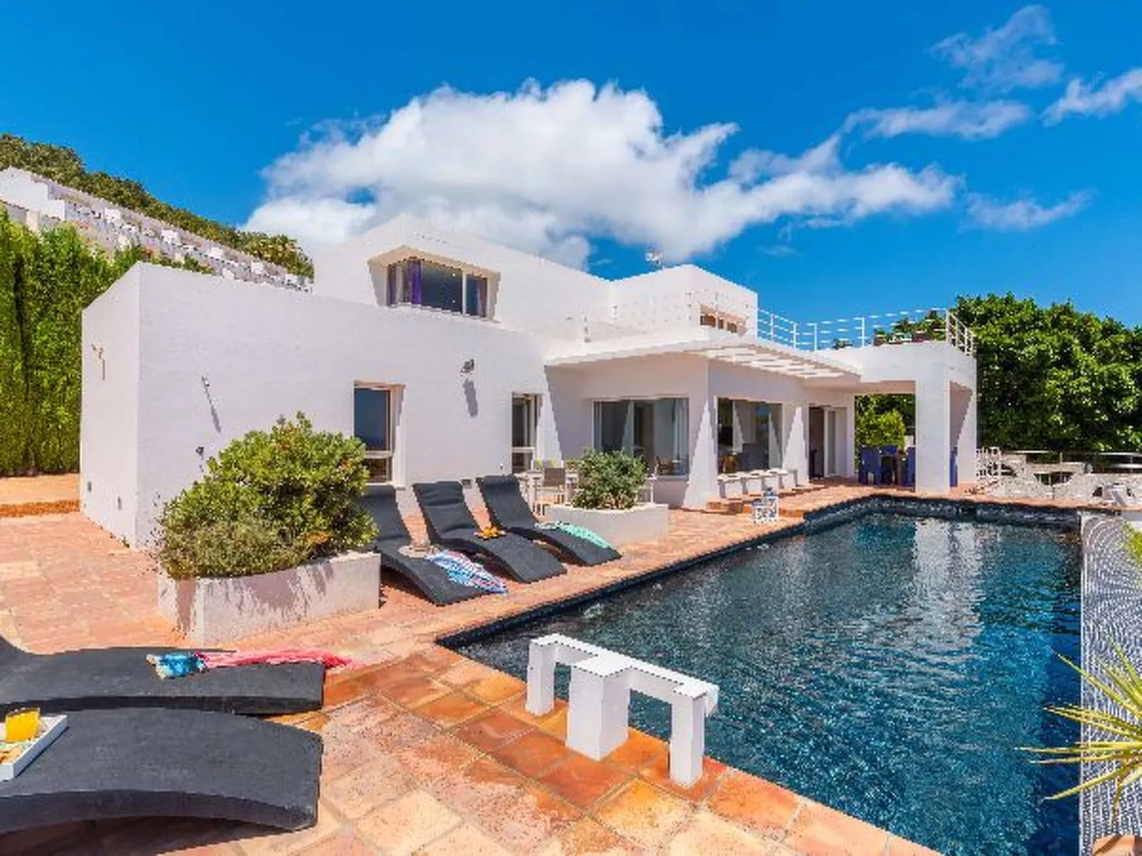 Villa Moderna - PlusHolidays