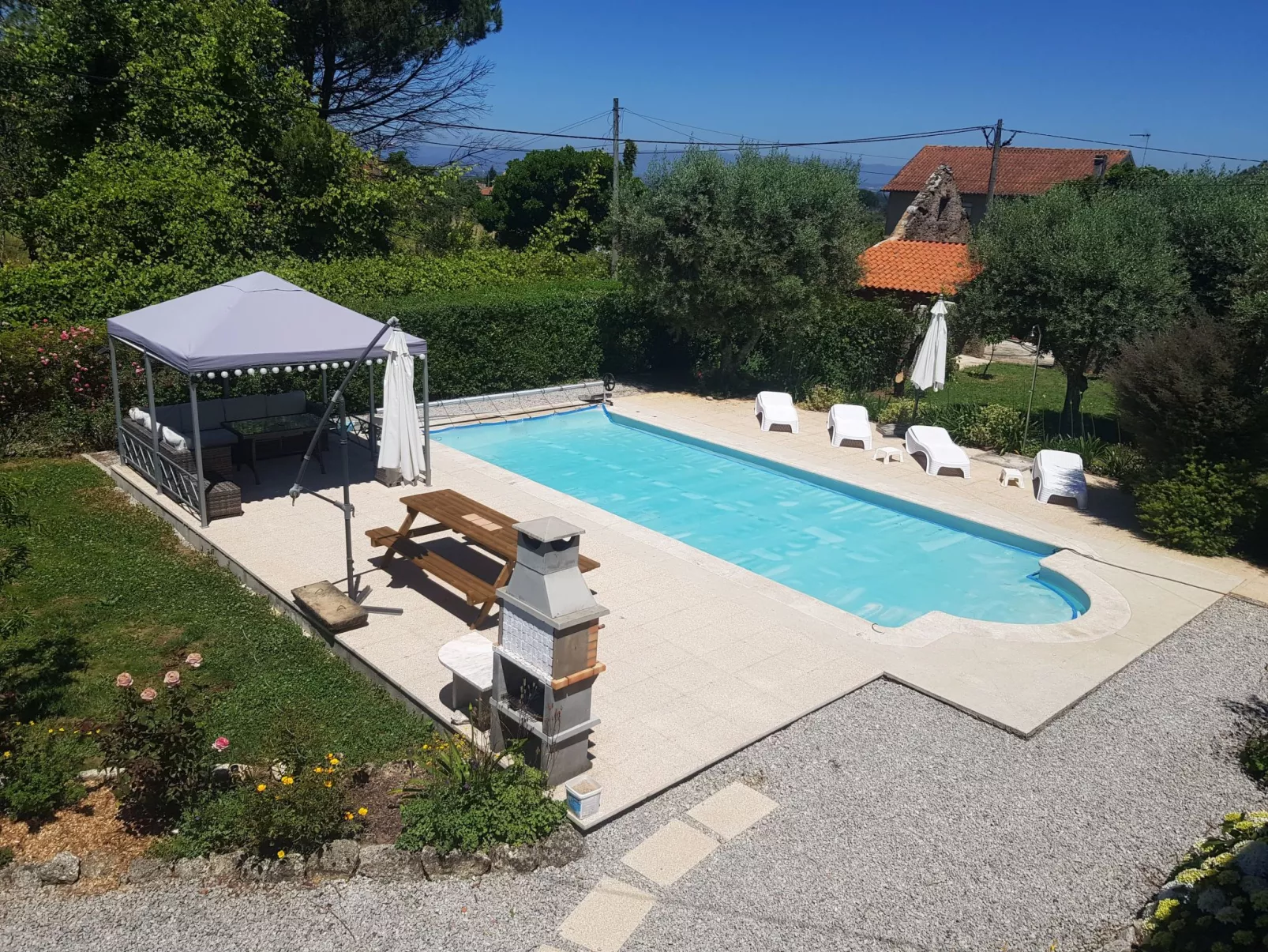 2-Zimmer-Wohnung beheizter Pool - Buiten