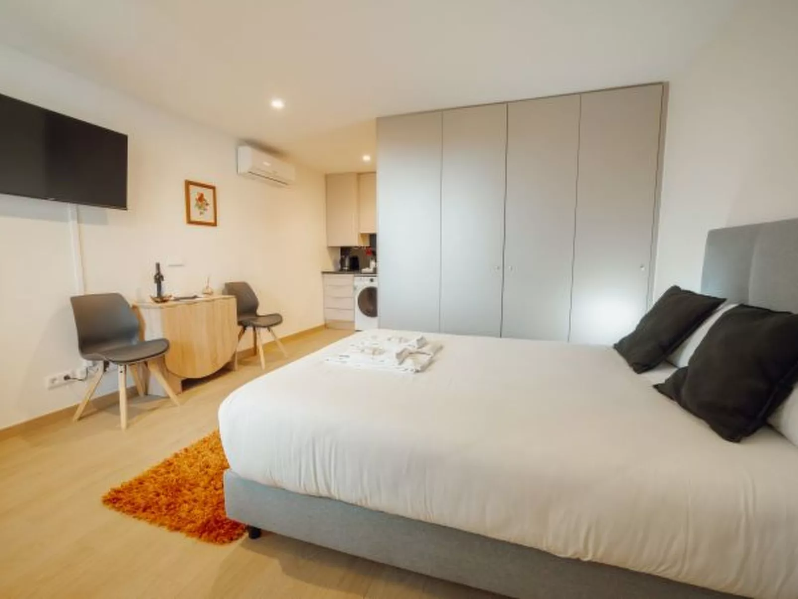 CARMO RESIDENCE PORTO - S. ANTONIO by VACATIONY