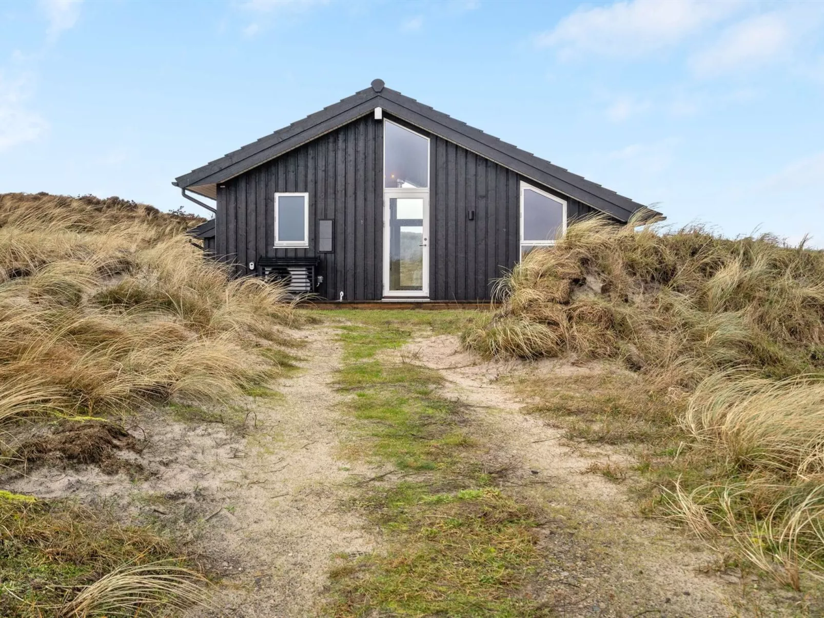 "Marjorie" - 400m from the sea