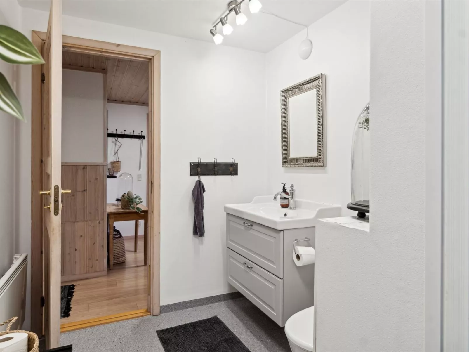 "Lavrens" - 300m from the sea