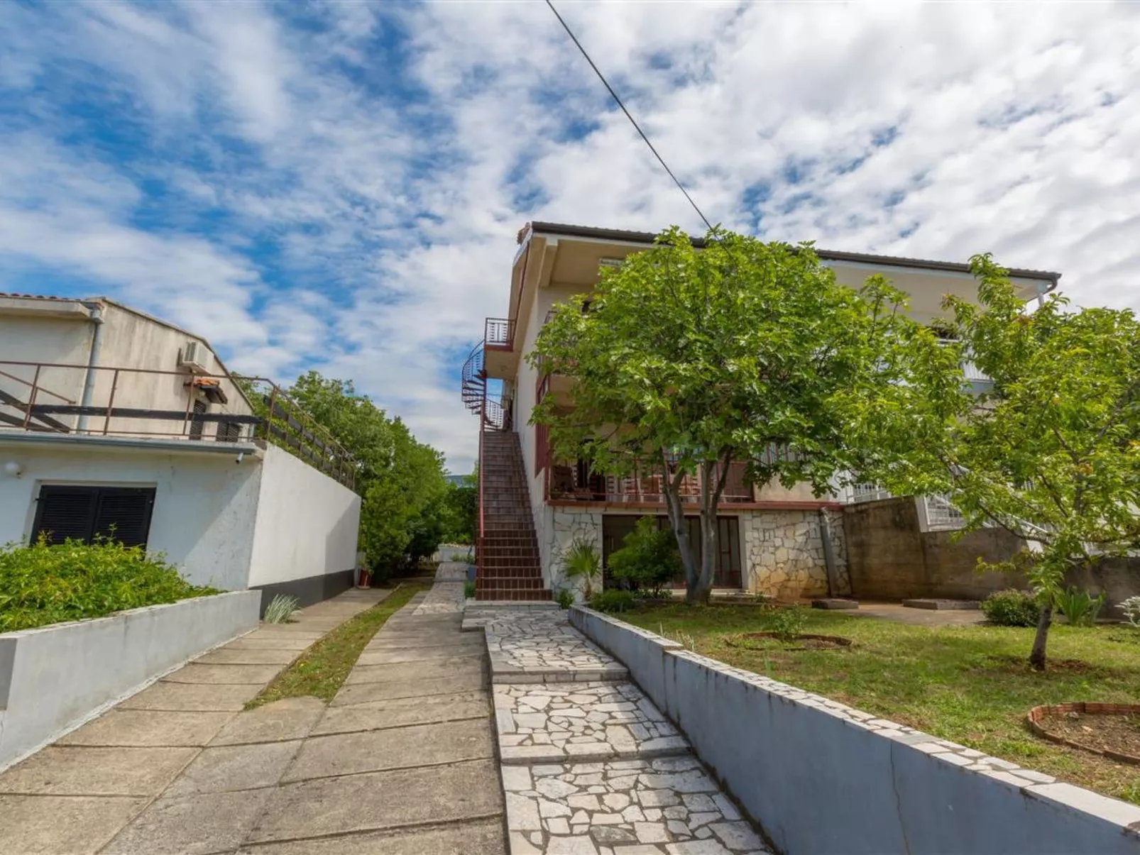 Tereza / HR-09066-01