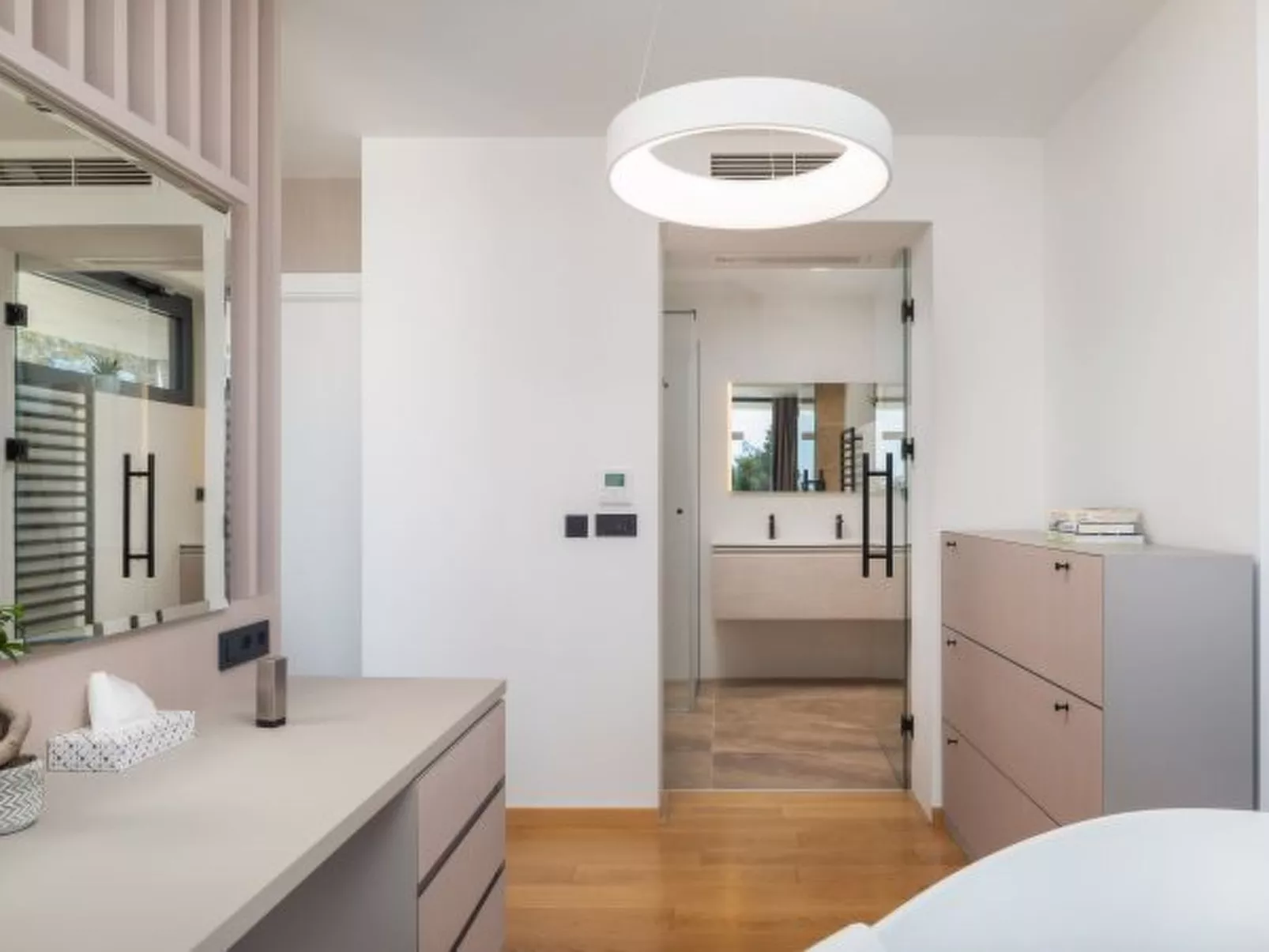 Villa Acacia with heated pool