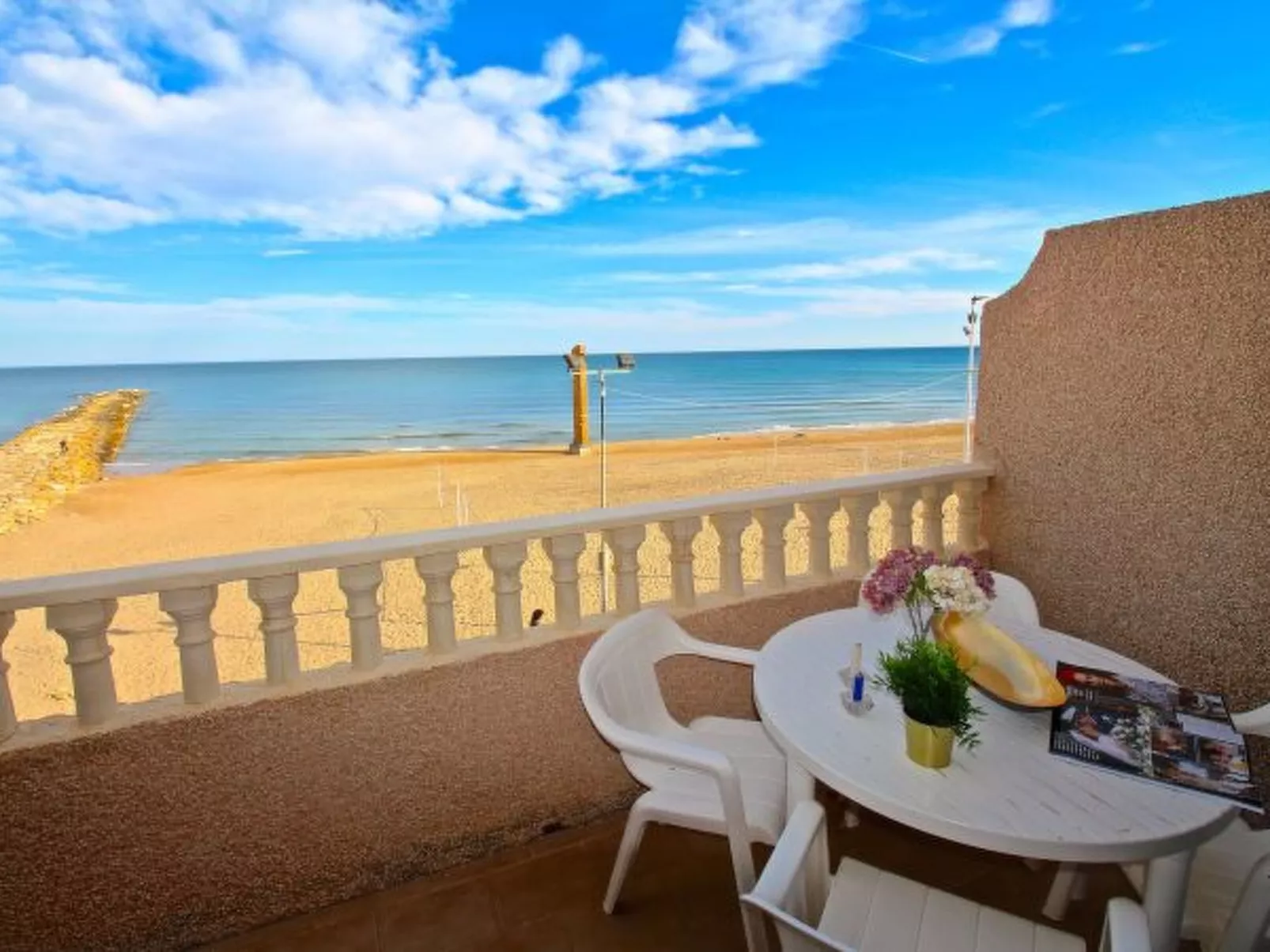 APARTAMENTO MISTRAL BEACH